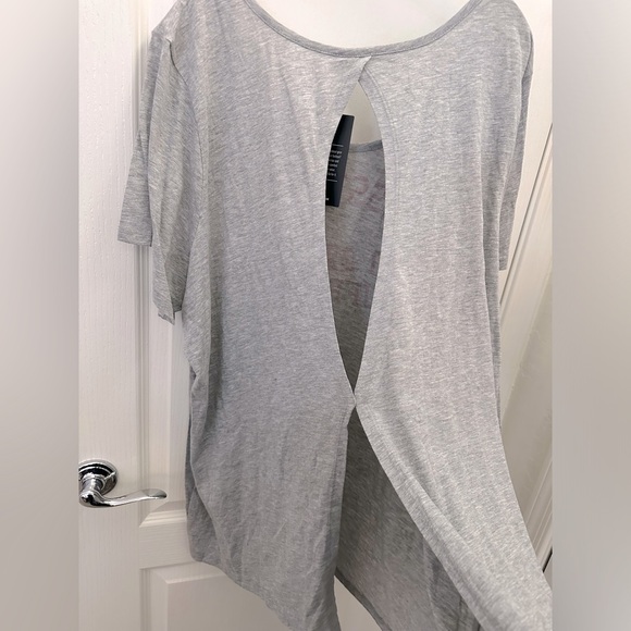 🩷TORRID “Messy Bun And Getting Stuff Done” Workout Shirt, NWT - Picture 6 of 8